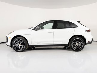 Certified 2025 Porsche Macan Turbo video 2