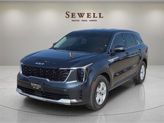Used 2025 Kia Sorento LX image 1