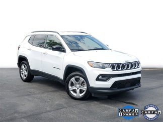 Used 2023 Jeep Compass Latitude image 1