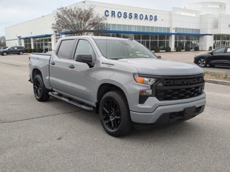 Used 2024 Chevrolet Silverado 1500 Custom w/ Turbomax Blackout Package image 1