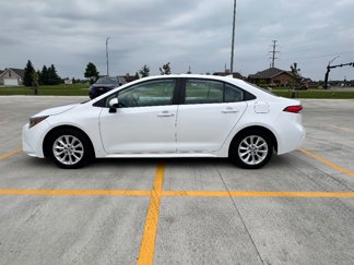 Used 2020 Toyota Corolla LE image 1