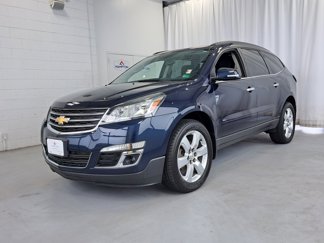 Used 2017 Chevrolet Traverse LT w/ Traveler's Package image 1