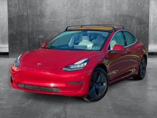 Used 2020 Tesla Model 3 Standard Range Plus image 1