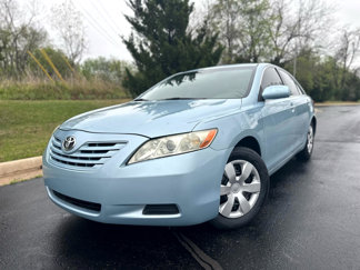 Used 2007 Toyota Camry XLE image 1