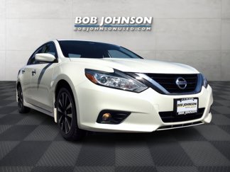 Used 2017 Nissan Altima 2.5 SV image 1