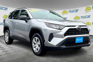 Used 2021 Toyota RAV4 LE image 1