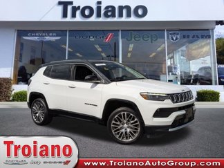 Certified 2022 Jeep Compass Limited w/ Elite Group image 1