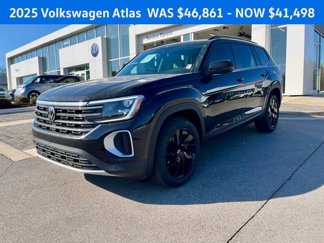 New 2025 Volkswagen Atlas SE image 1