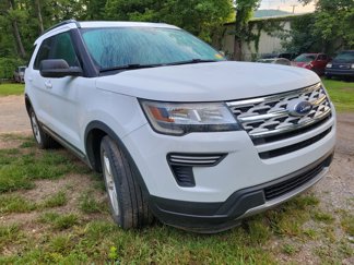 Used 2019 Ford Explorer XLT w/ Class III Trailer Tow Package image 1