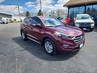 Used 2017 Hyundai Tucson SE image 1