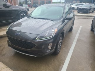 Used 2020 Ford Escape Titanium image 1