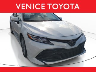 Certified 2019 Toyota Camry LE image 1
