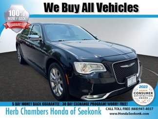 Used 2019 Chrysler 300 Limited image 1