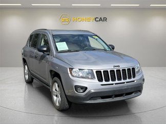 Used 2015 Jeep Compass Sport image 1