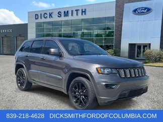 Used 2020 Jeep Grand Cherokee Altitude image 1