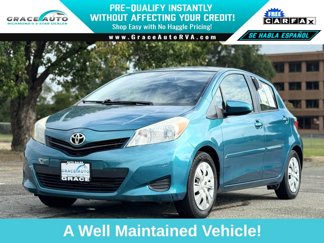 Used 2012 Toyota Yaris LE video 1