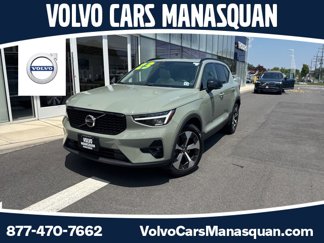 Certified 2023 Volvo XC40 B5 Plus w/ Driver Assist Package image 1