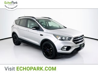 Used 2017 Ford Escape Titanium image 1