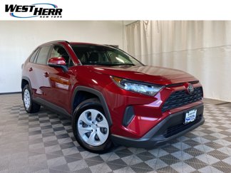 Used 2020 Toyota RAV4 LE image 1