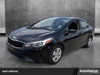 Used 2018 Kia Forte LX image 1