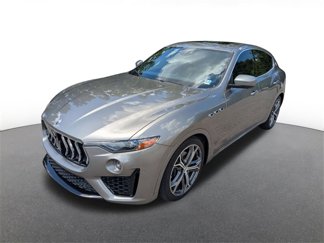 Used 2021 Maserati Levante image 1