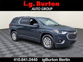 Used 2021 Chevrolet Traverse LT image 1