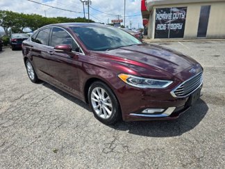 Used 2017 Ford Fusion SE w/ Fusion SE Technology Package image 1