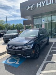 Used 2018 Volkswagen Tiguan SEL w/ 3rd Row Seat Package image 1