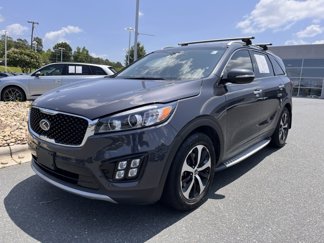 Used 2017 Kia Sorento EX image 1