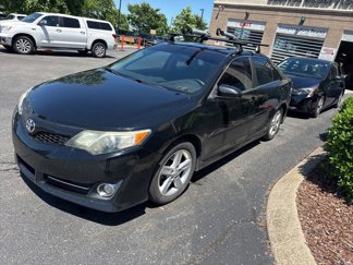 Used 2014 Toyota Camry SE image 1