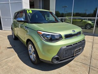 Used 2014 Kia Soul + image 1
