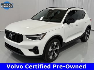 Used 2023 Volvo XC40 B5 Plus w/ Climate Package image 1