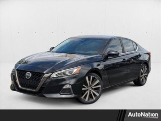 Used 2020 Nissan Altima 2.5 SR image 1