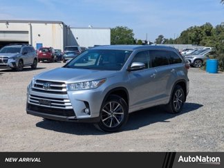 Used 2017 Toyota Highlander XLE image 1
