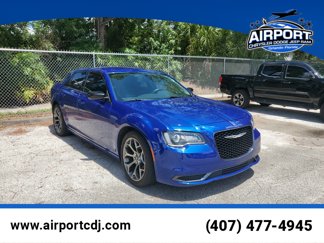 Used 2018 Chrysler 300 Touring w/ Sport Appearance Package image 1