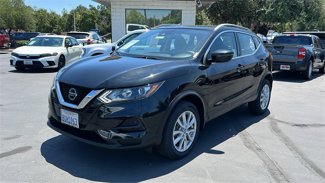 Used 2020 Nissan Rogue Sport SV image 1