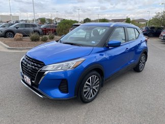 Used 2023 Nissan Kicks SV image 1