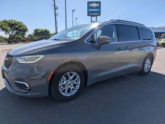Used 2022 Chrysler Pacifica Touring-L image 1