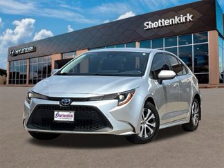 Used 2022 Toyota Corolla LE image 1