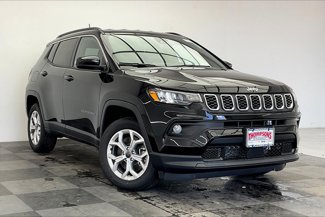 New 2025 Jeep Compass Latitude image 1