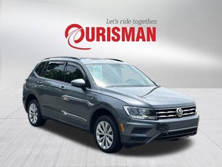 Used 2020 Volkswagen Tiguan S image 1