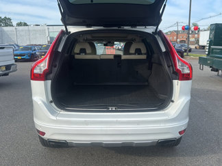 Used 2016 Volvo XC60 T5 Premier image 1