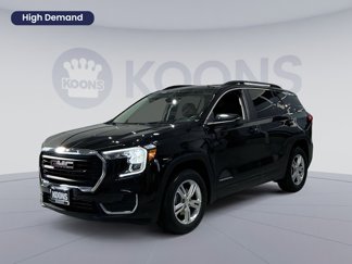 Used 2022 GMC Terrain SLE w/ Driver Convenience Package image 1
