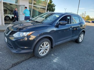 Used 2018 Nissan Rogue Sport SV image 1