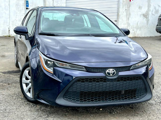 Used 2020 Toyota Corolla LE image 1