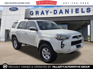 Used 2015 Toyota 4Runner SR5 image 1