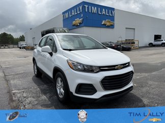 Used 2020 Chevrolet Trax LS image 1