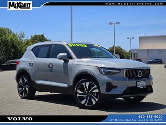 Used 2025 Volvo XC40 B5 Plus w/ Climate Package image 1