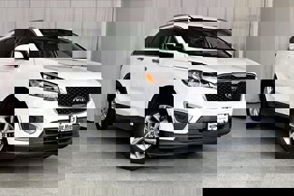 Used 2018 Kia Sorento LX image 1