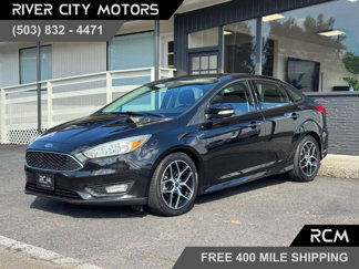 Used 2015 Ford Focus SE w/ SE Sport Package image 1